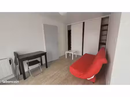 f2 37m² +balcon 10m² + parking sécurisé