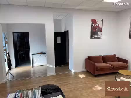 bureaux 72 m² chambéry