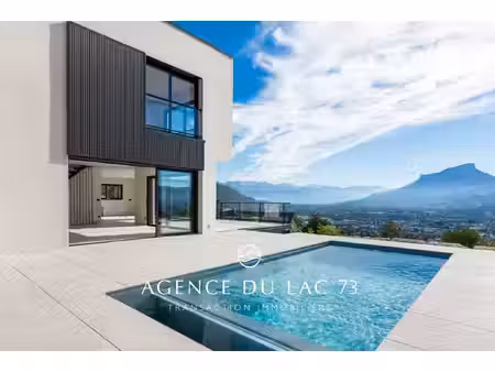 villa de luxe à vendre dans le quartier nord