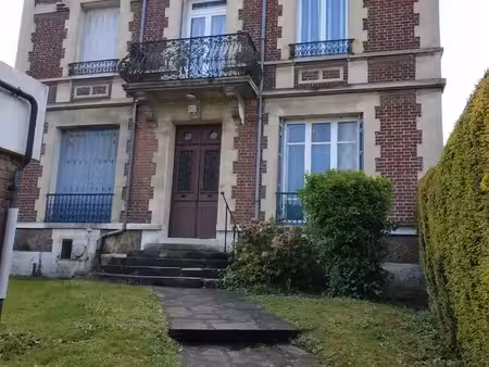 appartement de charme 74 m² 3p+mezzanine – terrasse – gare à 3 min – faibles charges