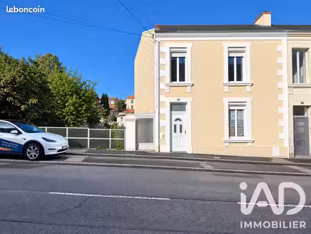 maison de ville 3 pièces 82 m²