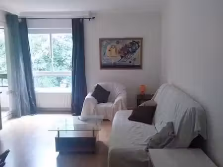 bel appartement f3 meublé de 70 m²  lumineux  idéalement situé dans une résidence verdoyan