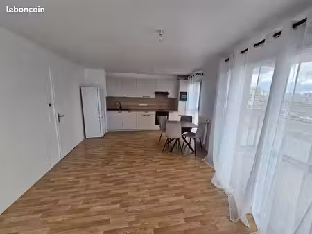 à louer – f3 meublé de 59 m² avec balcon et parking – mantes-la-ville