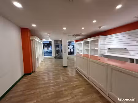 local commercial 115 m²