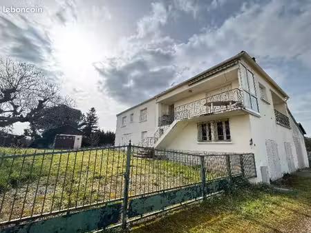 maison de caractère - 400m2 + hangar - terrain 5000m2