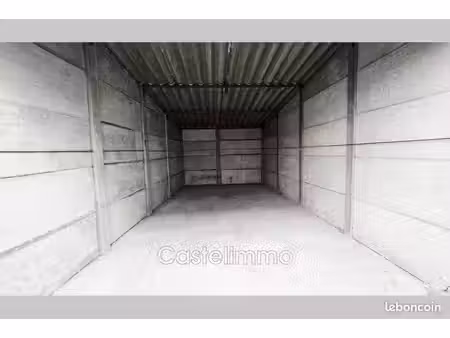 parking/box 12 m² castelsarrasin
