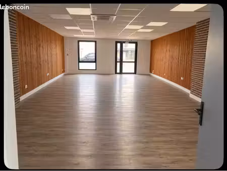 local  commercial