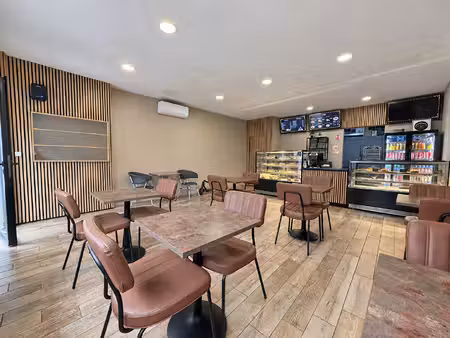 fond de commerce montpellier 64 m²
