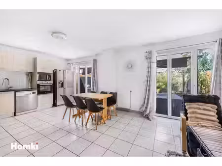 maison t5 de 86 m² à vaulx-en-velin 69120