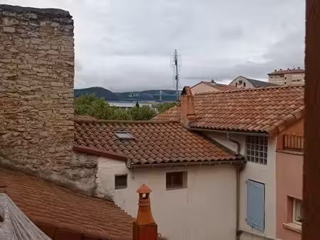 vends maison à millau entre écoles du sacré coeur et de jeanne d'arc  dpe c  isolation des
