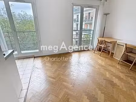 studio 1 pièce 25 m²