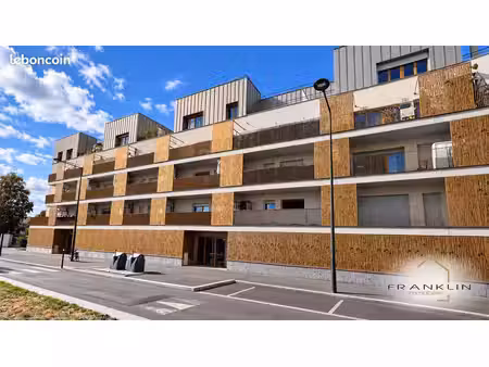 appartement 3 pièces 67 m²