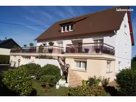 grande maison avec 4 logements independants