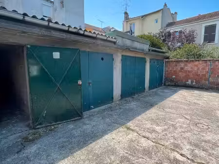 vends box sur terrain à villemomble