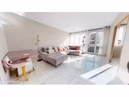 appartement 3 pièces 75 m²