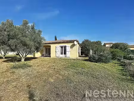 location maison t4 de plain-pied à villalbe  avec jardin clos  garage  terrasse et trois c