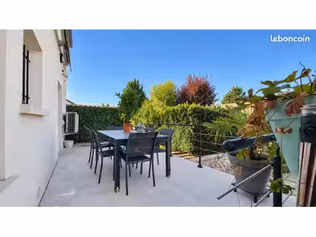 exclusivité – livilliers – charmant 4 pièces avec terrasse de 18 m² et dépendance