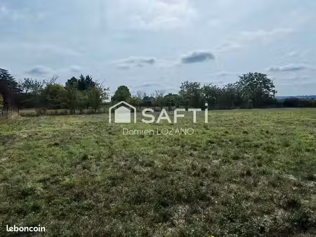 terrain 2715 m² semoussac