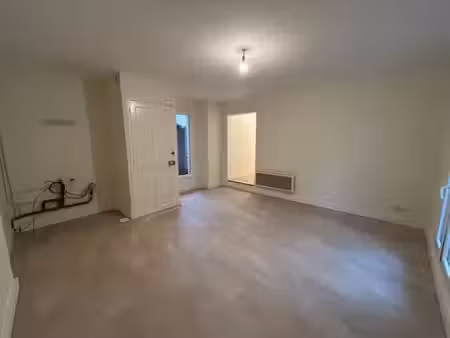 location appartement 2 pièces 45.7 m² à montfavet (84140)  580 €