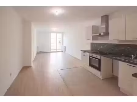 location appartement 1 pièce 48.59 m² à osny (95520)  892 €