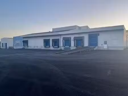 local commercial de 2680 m² à eguzon