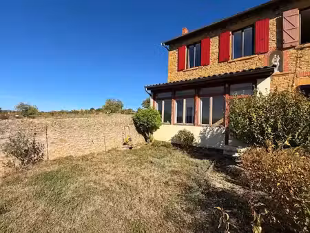 location meublée maison 3 pièces 108.53 m² à saint-germain-nuelles (69210)  1 080 €