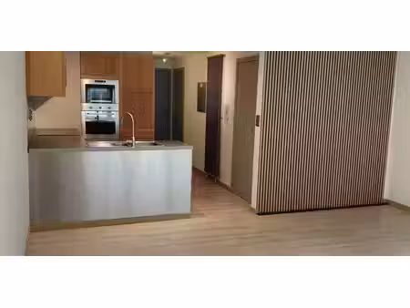 appartement à louer à sint-truiden pour € 725 avec 1 chambre à coucher