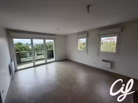 appartement t3 le bourg sous la roche - 60.7 m2 138 000 euros