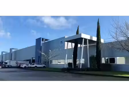 location entrepôt 6224m²
