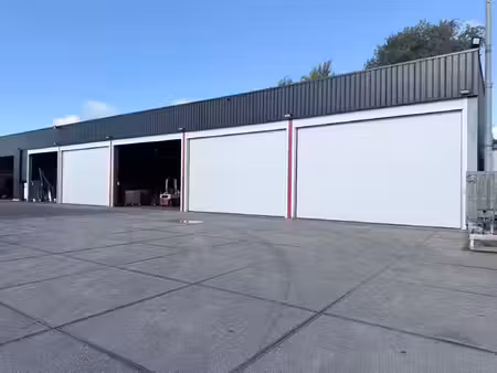te huur: opslagruimte van 140m² te genk!