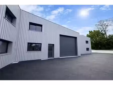 location entrepôt grandchamps des fontaines 44119 139m² à 283m²