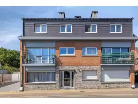 gelijkvloers 1-slaapkamerappartement en mogelijkheid garage