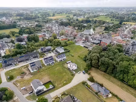 ruim perceel voor open bebouwing