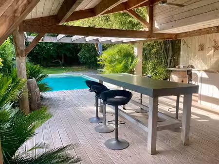 a vendre- propriété de prestige à sommières  rénovation haut de gamme