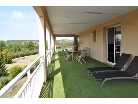 limoges t3 avec terrasse et parking