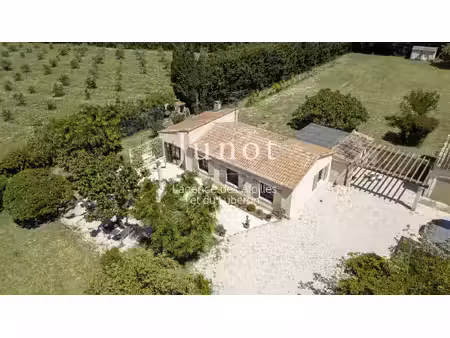 fontvieille - maison en campagne - grand calme - jardin clos 5.500m² - terrasses - garage