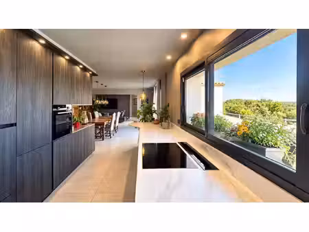 villa contemporaine  vue dominante panoramique  196m2 utiles  4c