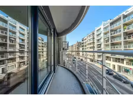 ruim investeringsappartement met 2 slaapkamers te oostende