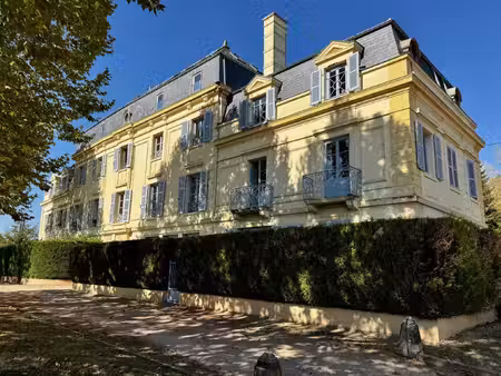 trévoux / appartement t2 de 53m2 carrez et 78m2 habitable.