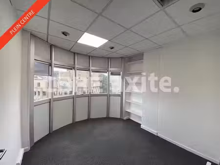 location bureau bourgoin jallieu 126 m²
