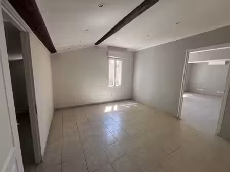 à louer – local professionnel de 70 m² – sommières