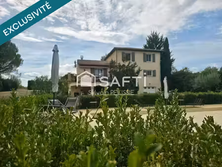 à castelnau-montratier  découvrez cette villa de 161 m² sur un terrain de 4937 m² construc