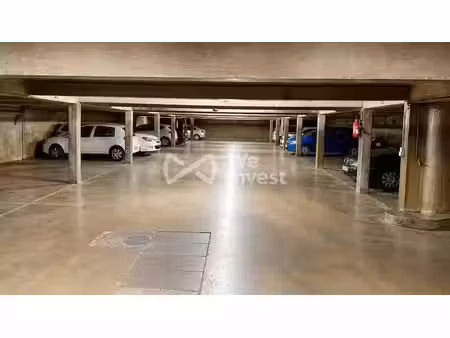 vente parking 10 m² à montreuil (93100)  14 000 €