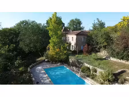 maison de charme avec gîte et piscine au calme