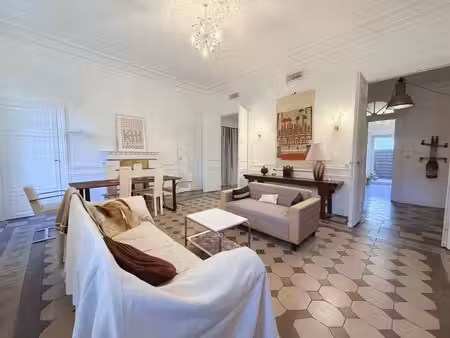 ✨ appartement de caractère de 115 m² avec terrasse – au cœur du centre historique d