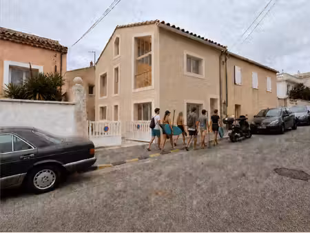maison de ville d'architecte de 104 m² avec terrasse tropézienne