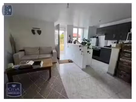 maison à louer 2 pièces 46.81 m² - chabournay (86) - 545€