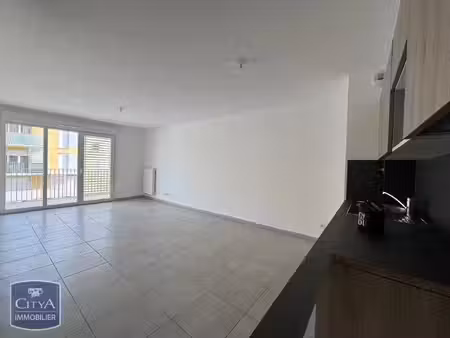 appartement à louer 4 pièces 75.73 m² - port-de-bouc (13) - 994€