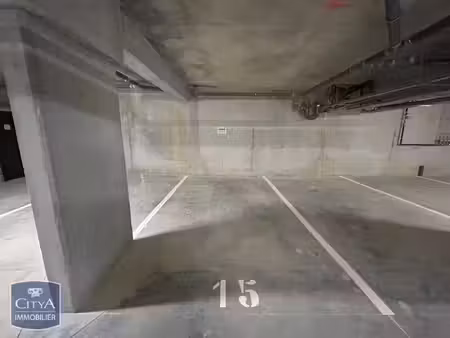 parking à louer - tours (37) - 45€