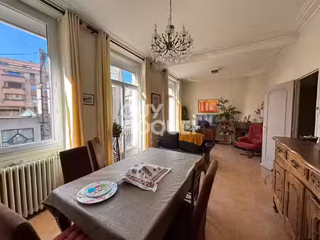 immeuble de rapport 260 m² 4 lots centre-ville d’aubenas 2 000 de revenus mensuels